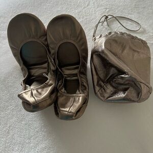 BNWT Women’s Gold Leather Flats from GAP